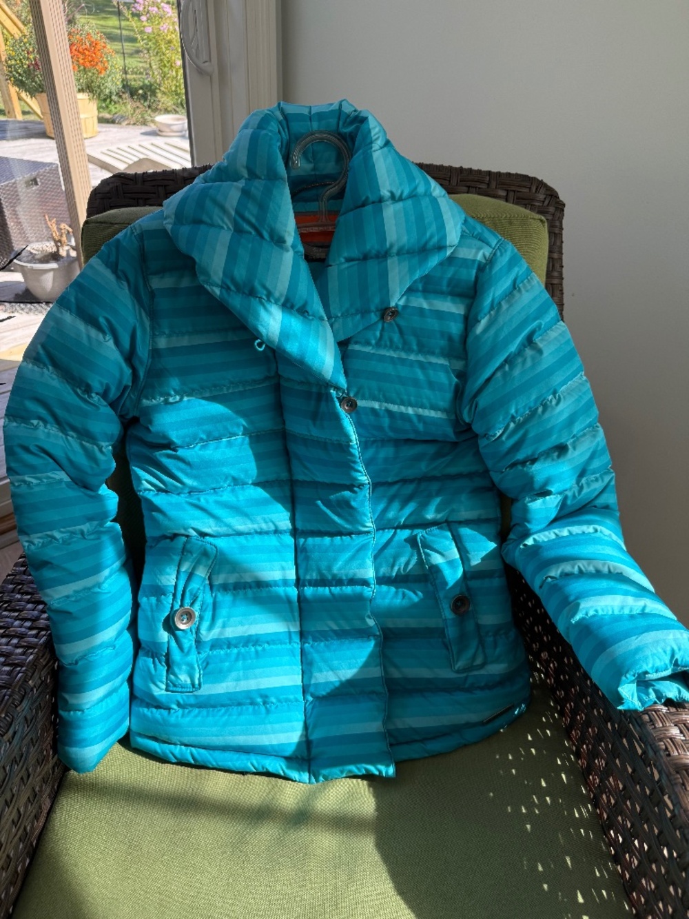 Merrell Goose Down Jacket - small petite - blue/green stripe!